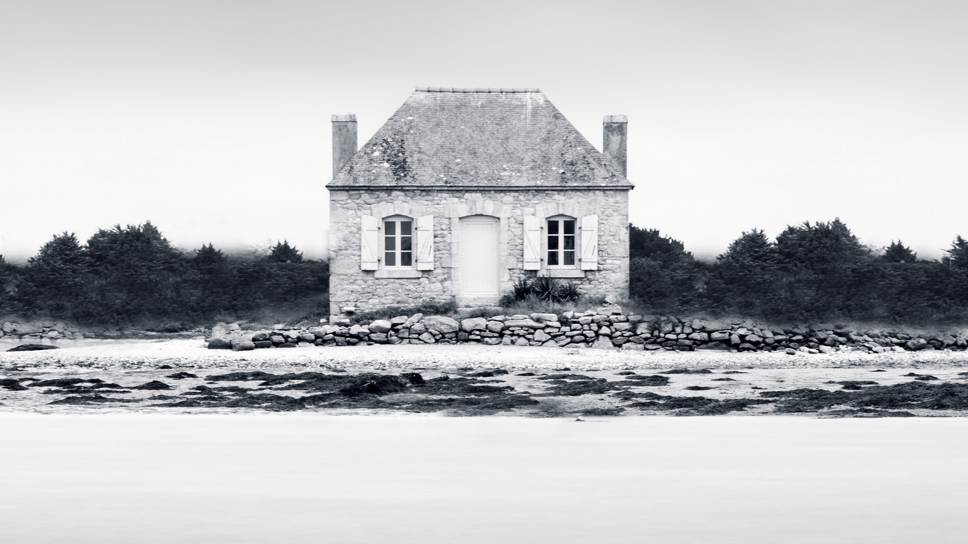 家 霧 海岸 フランス 白黒 モノクロ 写真 写真 デスクトップ壁紙