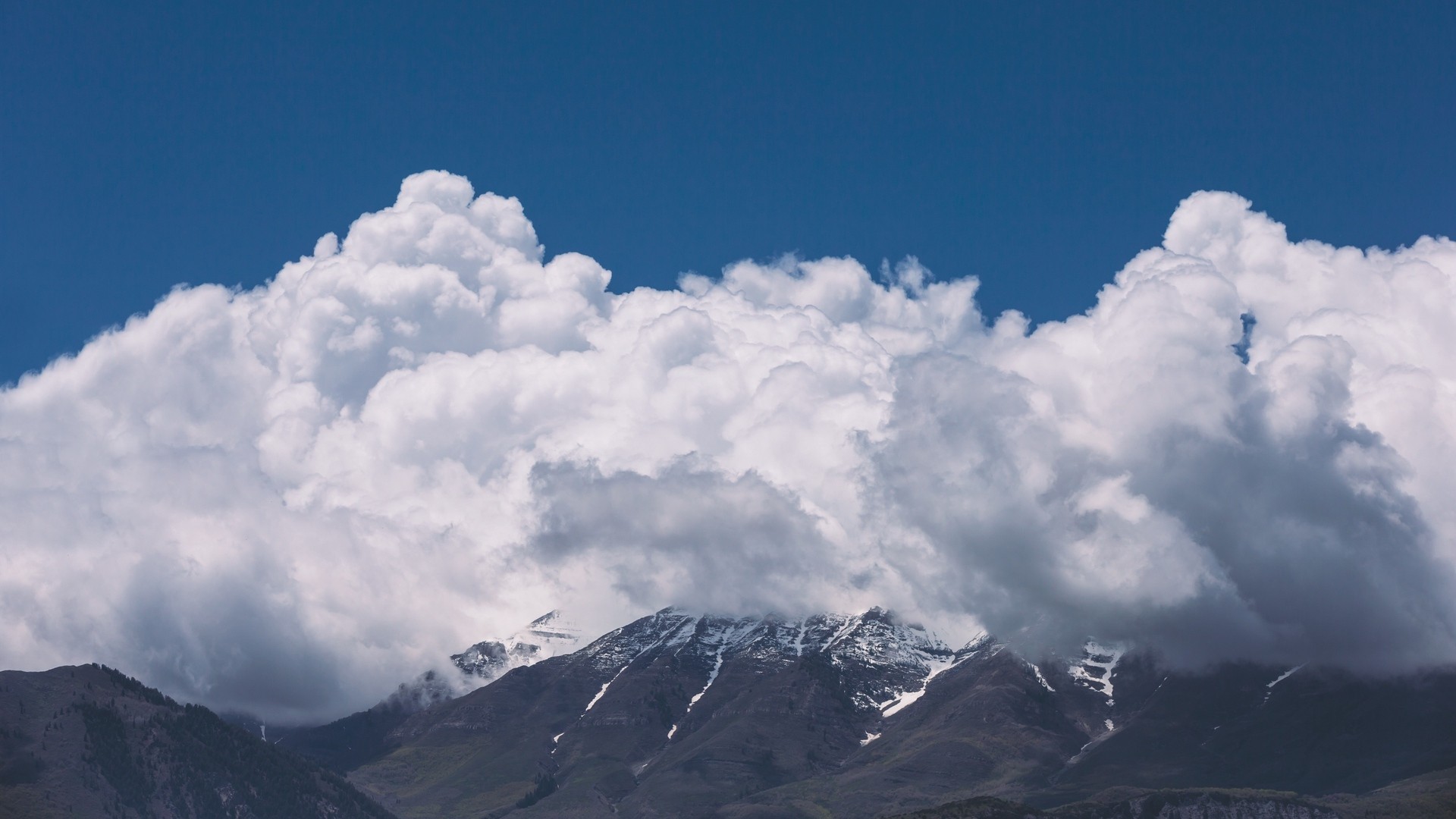 Berge Wolken Himmel Oben Bild Foto Desktop Hintergrund