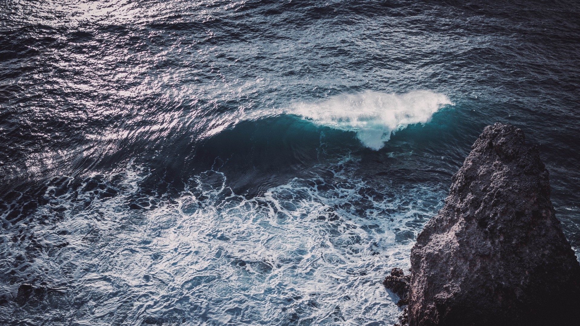 1920x1080 wallpapers: water, rock, wave, sea, bonito (image)