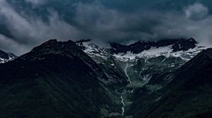 阿尔卑斯山，意大利，山，雾