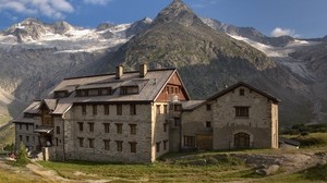 house, mountains, hotel, construction, noon, people