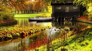 hus, flod, båtar, marina, skog, trädgård, stavar, färger