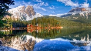 mountains, lakes, houses, shore, forest, coniferous, colors, paints, reflection, bottom, sky, landscape