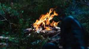 bonfire, fire, legs, camping, recreation, grass - wallpapers, picture