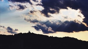 Linz, Austria, castillo, nubes