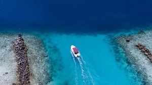 boat, ocean, stones, top view