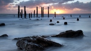 mare, pietre, oceano, nebbia