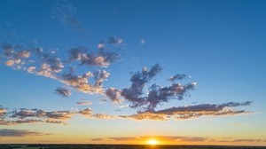 空、太陽、日没、日没、地平線、ライン、雲、明るさ