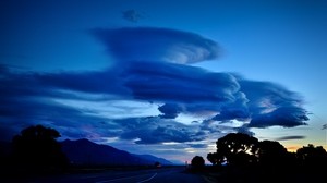 nubes, camino, noche, adornado, montañas