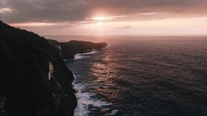 海、島、日没、インドネシア