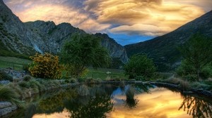 lake, round, shore, sky, mountains