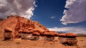 deserto, pietre, cielo, nuvole