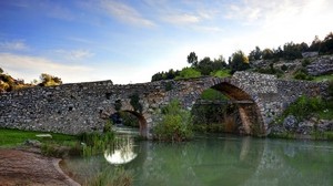 fiume, ponte di pietra, paesaggio