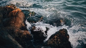 岩石，大海，冲浪