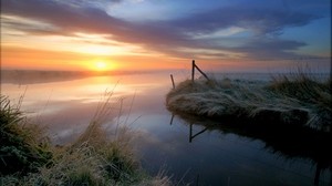 sunset, haze, shore, pegs, hedge, sky - wallpapers, picture